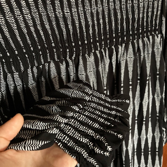 Very J Midi Dress - Picture 6 of 11